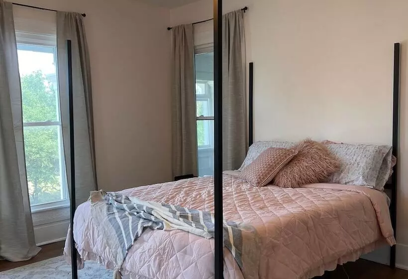 Aamiaismajoitus (B&B) Thames Home