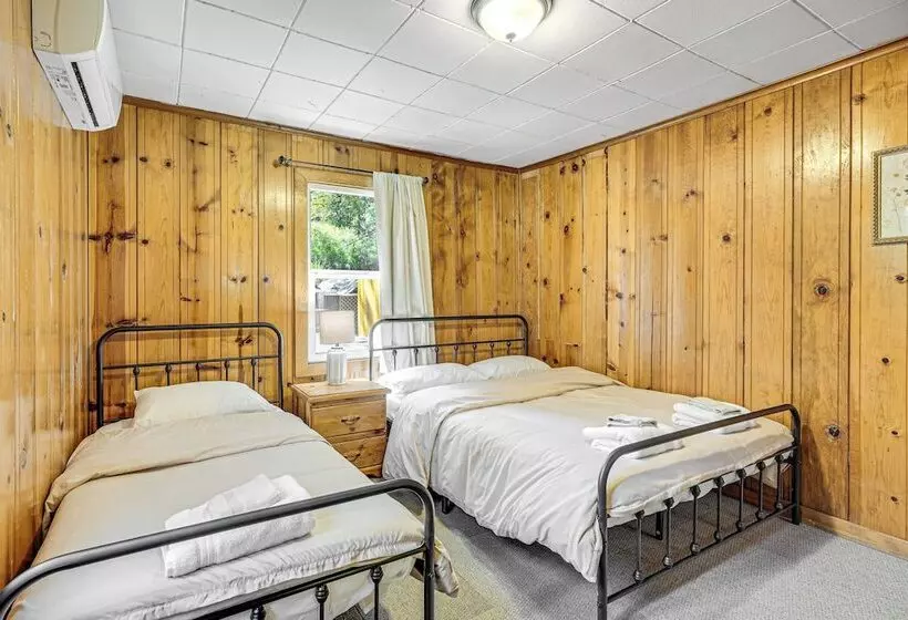 Walk To Winery: Cozy Cabin W/ Fire Pit In Murphys