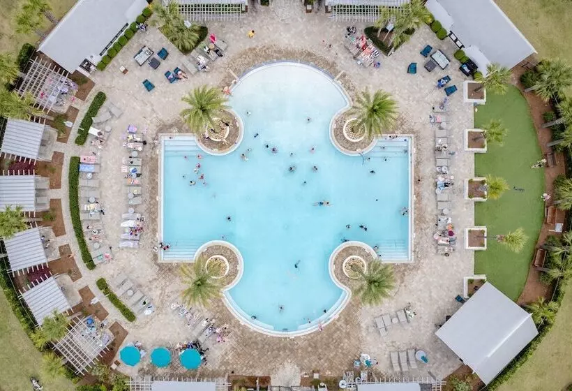 Emerald Gem By Avantstay Pool Access, 3mins To Beach!