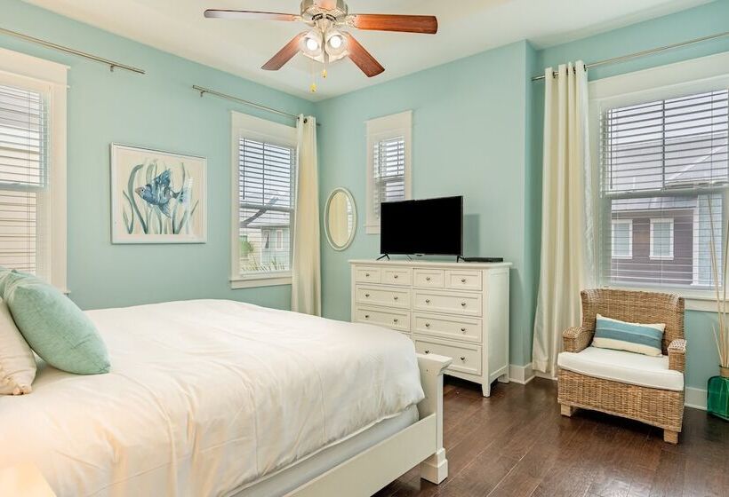 Emerald Gem By Avantstay Pool Access, 3mins To Beach!