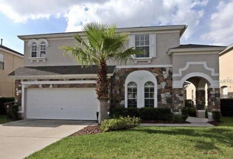 Family Home At Tower Lake