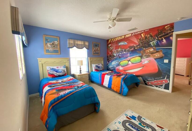 Family Home At Tower Lake