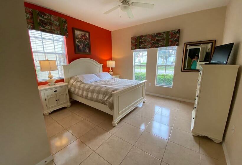 Family Home At Tower Lake