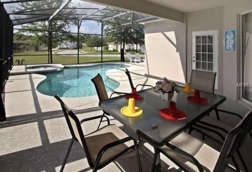 Family Home At Tower Lake