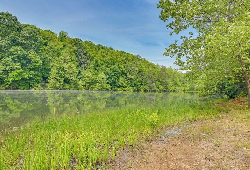 Ferrum Rustic Cabin In The Valley W/ Fire Pit