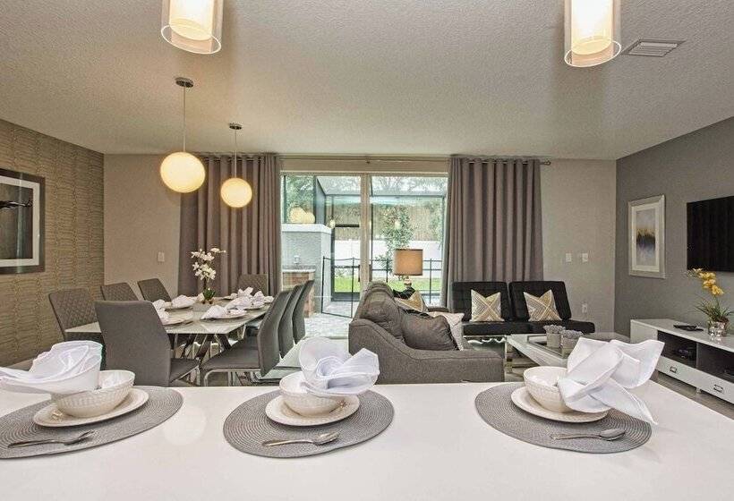 Free Pool Heat! Last Minute Deal! Near Disney 17