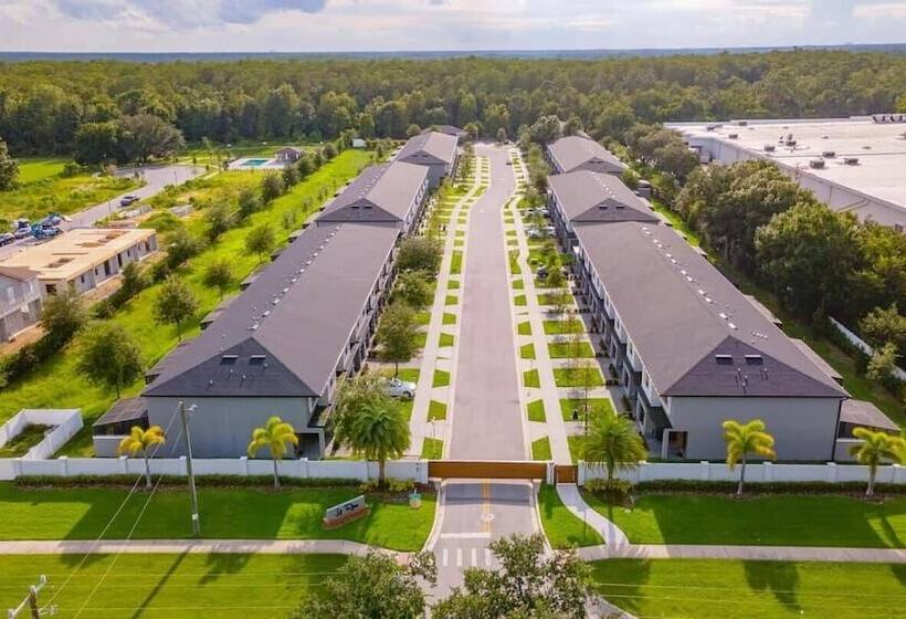 Free Pool Heat! Last Minute Deal! Near Disney 17