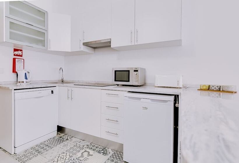 هتل Apartamentos Sol E Ria