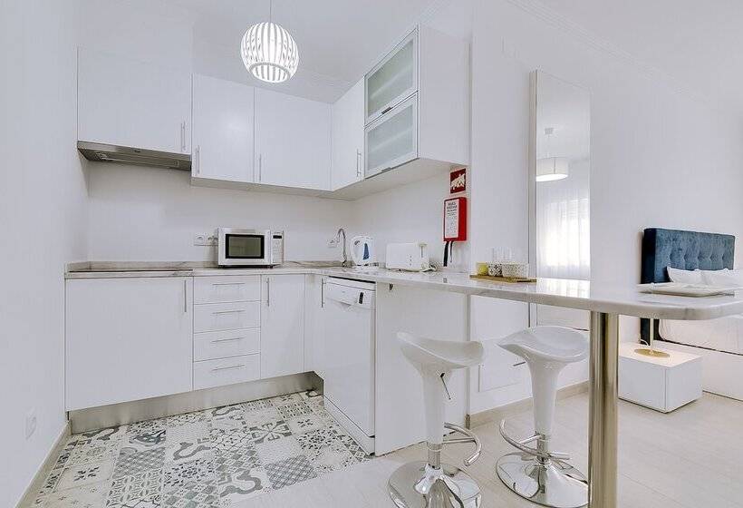 هتل Apartamentos Sol E Ria