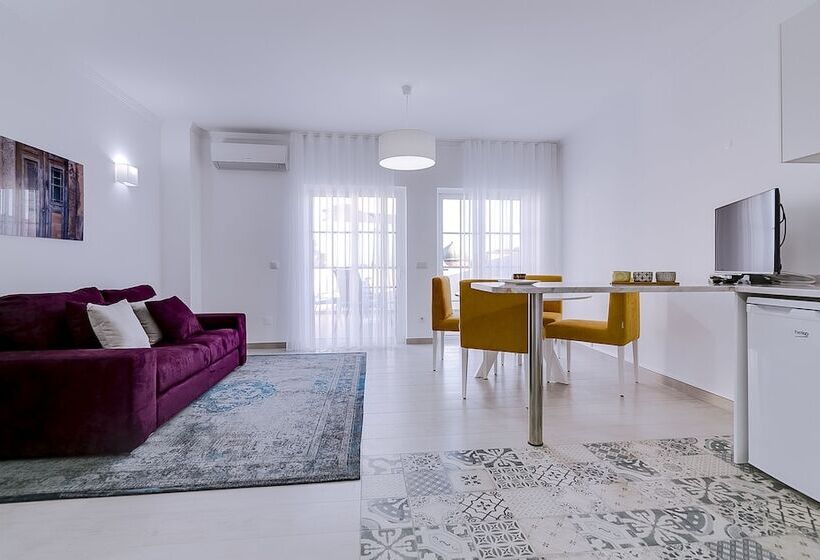 هتل Apartamentos Sol E Ria