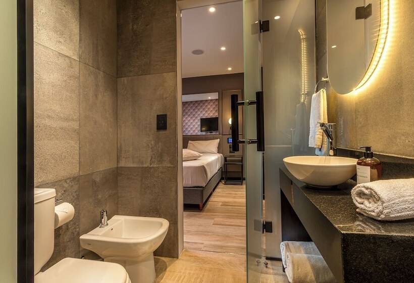 هتل Up Laprida   Solo Adultos