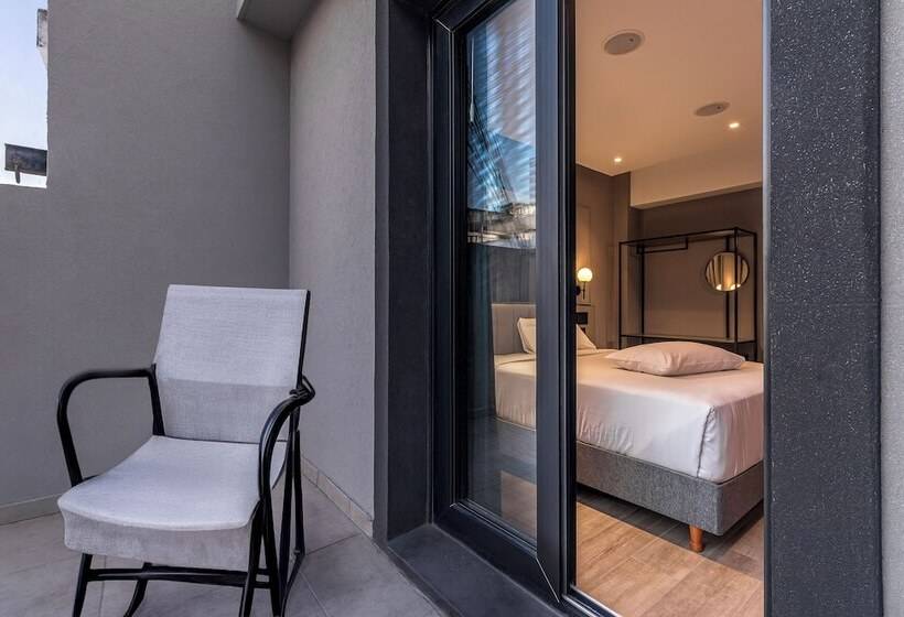 هتل Up Laprida   Solo Adultos