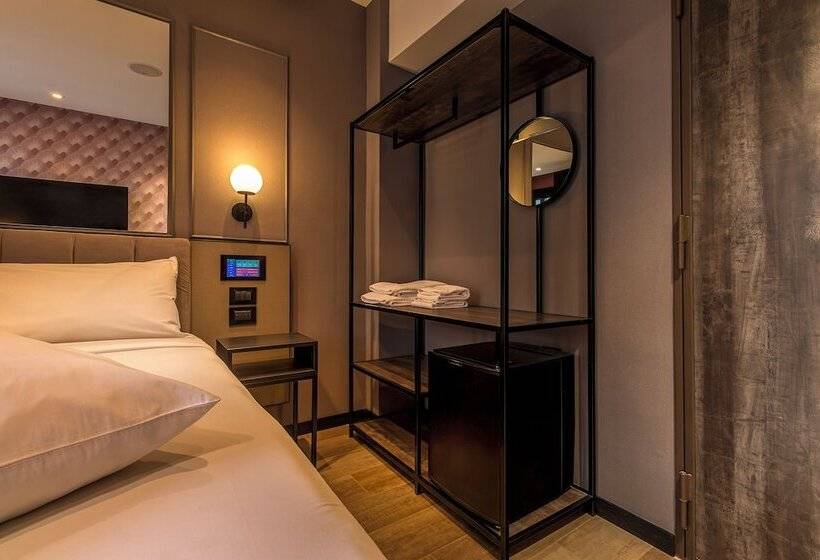 هتل Up Laprida   Solo Adultos