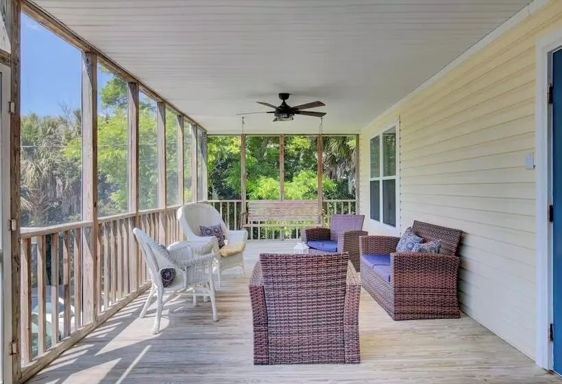 Ion By Avantstay Walk To Beach, Dining, Shopping Central Location Deck