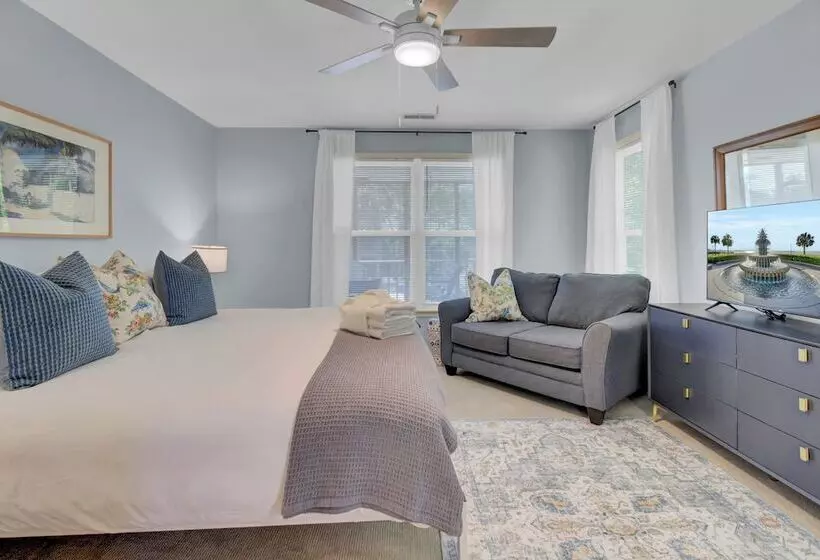 Ion By Avantstay Walk To Beach, Dining, Shopping Central Location Deck