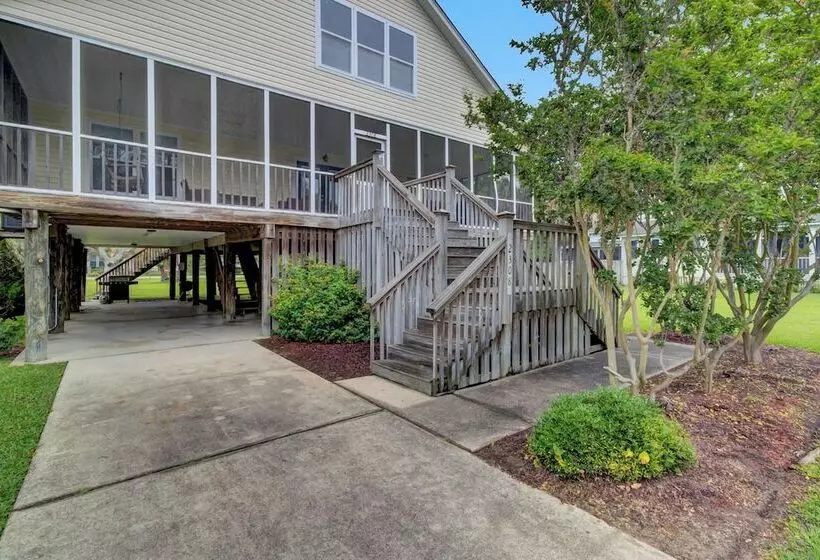 Ion By Avantstay Walk To Beach, Dining, Shopping Central Location Deck