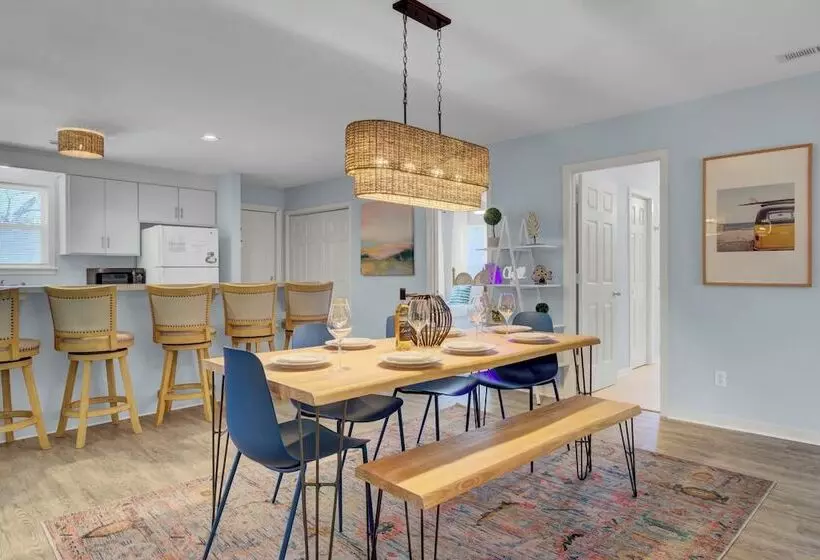 Ion By Avantstay Walk To Beach, Dining, Shopping Central Location Deck