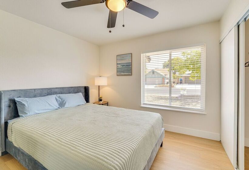 Las Vegas Home ~ 5 Mi To Strip: Fire Pit & Grill!