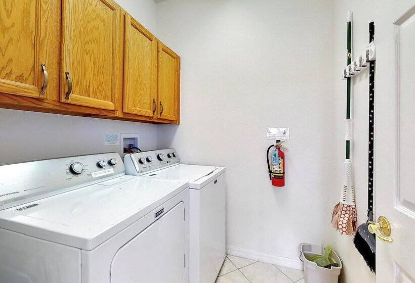 Len & Arlene S Tuscan Ridge Vacation Home