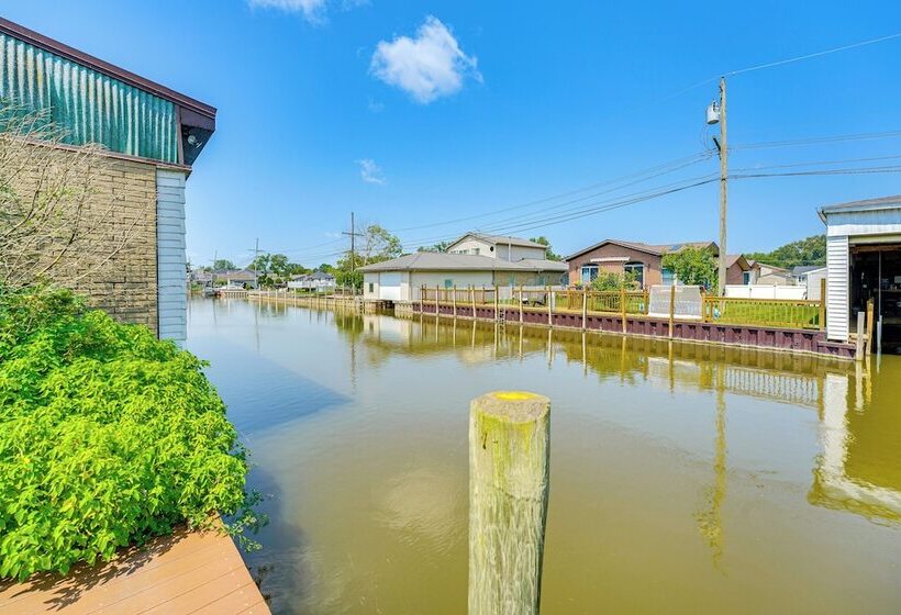 Luxury Waterfront Home In Chesterfield W/ Views!