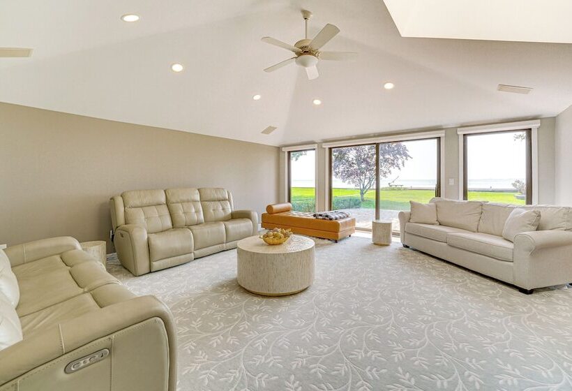 Luxury Waterfront Home In Chesterfield W/ Views!