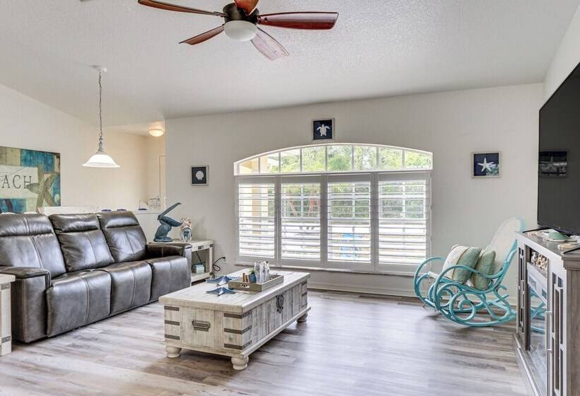 North Port Home W/ Lanai & Pool 8 Mi To Beach!