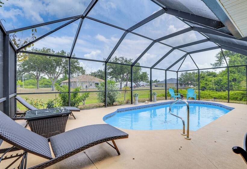 North Port Home W/ Lanai & Pool 8 Mi To Beach!