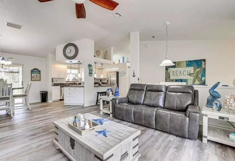 North Port Home W/ Lanai & Pool   8 Mi To Beach!