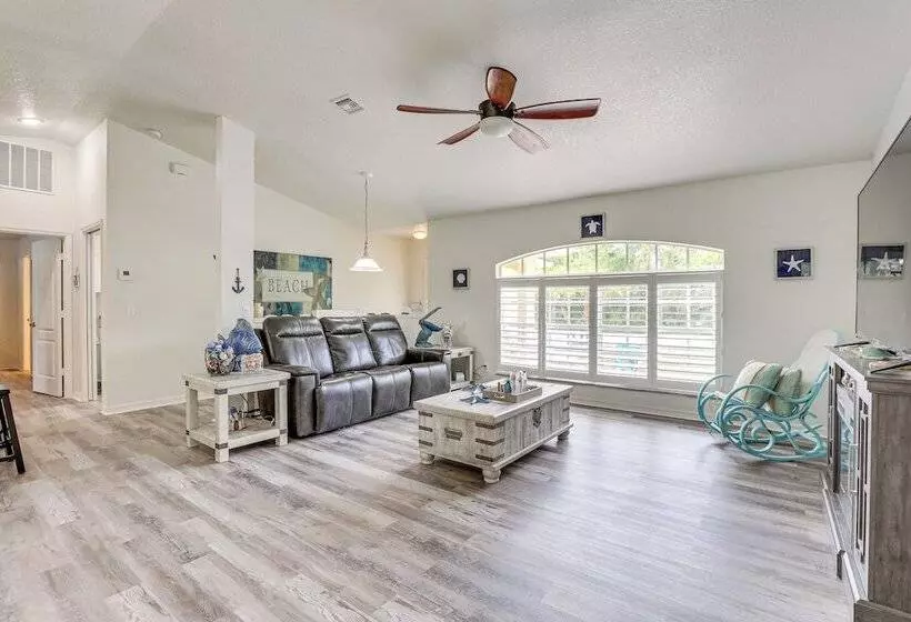 North Port Home W/ Lanai & Pool   8 Mi To Beach!