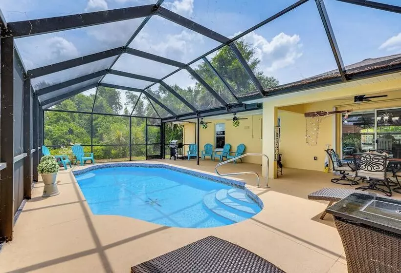 North Port Home W/ Lanai & Pool   8 Mi To Beach!