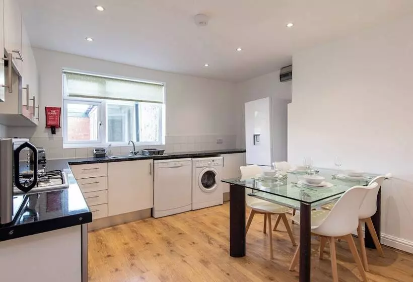 Majatalo Gertrude House