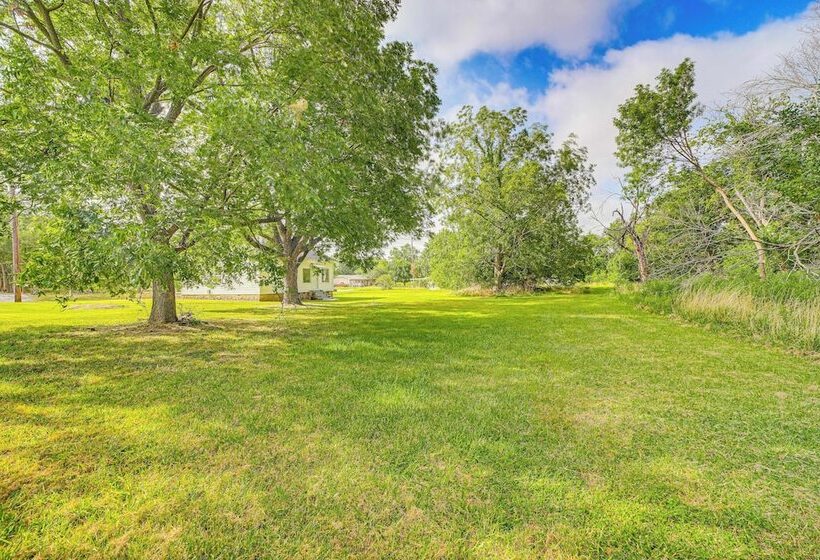 Mcalester Home W/ Large Yard & Grill!