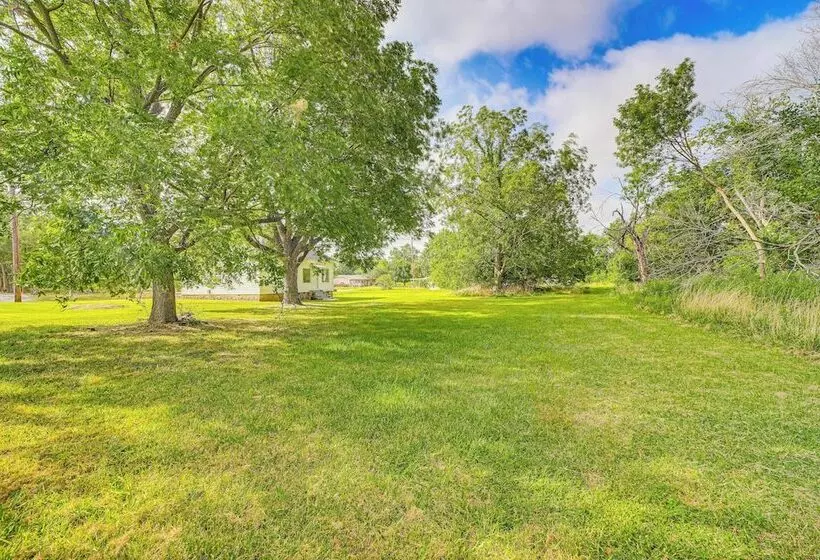 Mcalester Home W/ Large Yard & Grill!