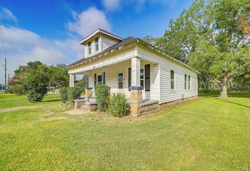 Mcalester Home W/ Large Yard & Grill!