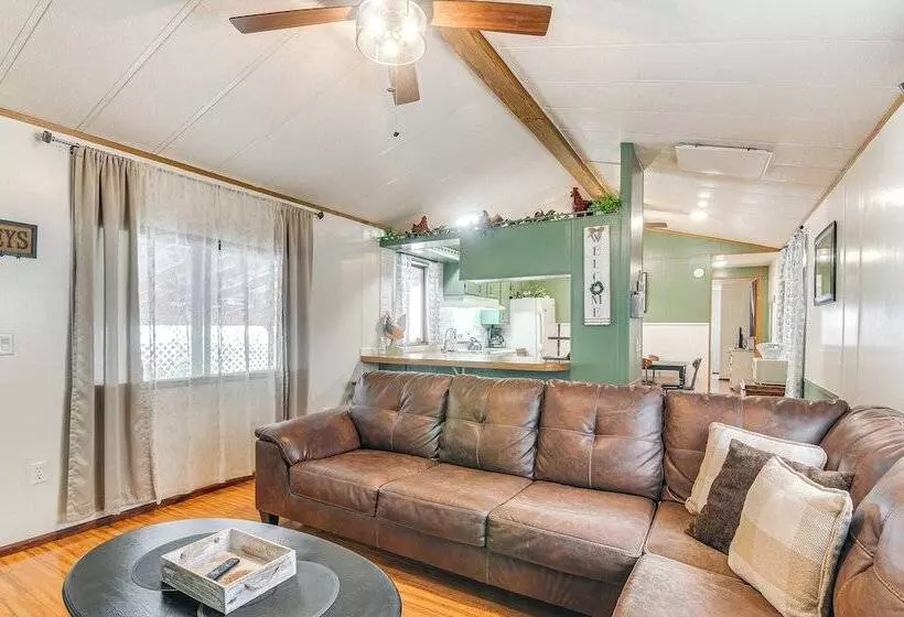 Pet Friendly Page Home ~ 4 Mi To Lake Powell!
