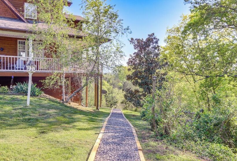 Sevierville Home W/ Mountain & Countryside Views