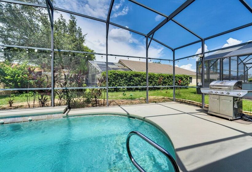 10 Mi To Parks: Spacious Kissimmee Home W/ Lanai!