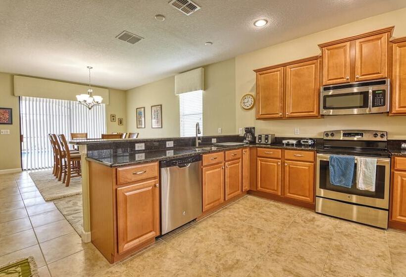 Spectacular Champions Gate Vacation Home