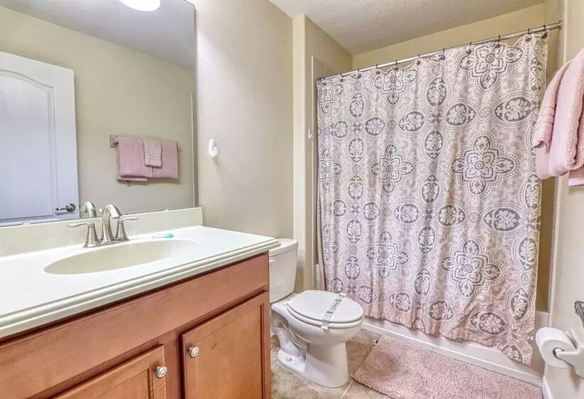 Spectacular Champions Gate Vacation Home