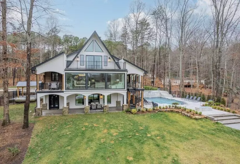 Take It To The Bank! By Avantstay New Pool + Hot Tub Sleeps 16