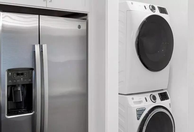 The Artesian At Bee Cave Apartments By Barsala