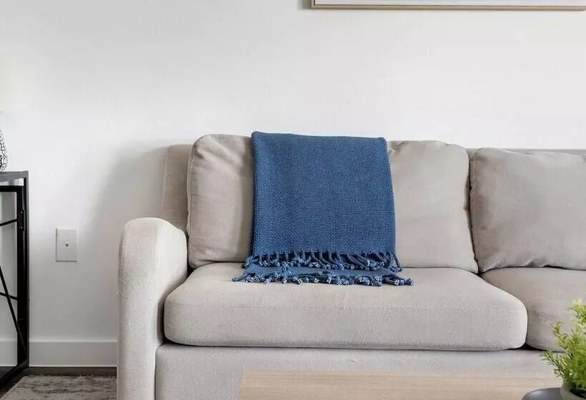 The Artesian At Bee Cave Apartments By Barsala