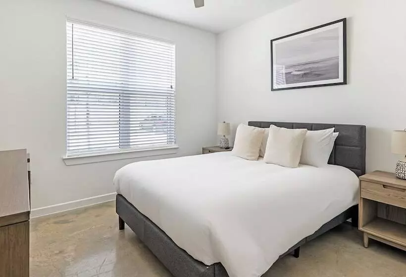 The Artesian At Bee Cave Apartments By Barsala