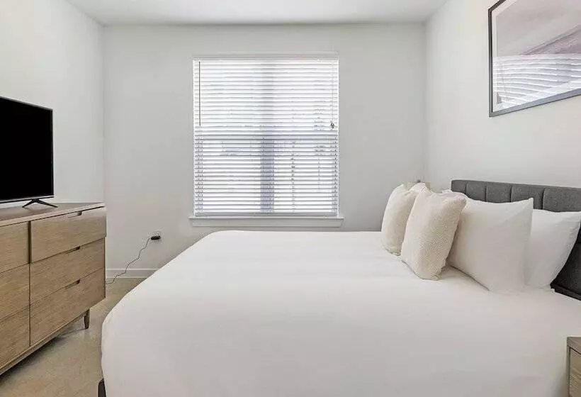 The Artesian At Bee Cave Apartments By Barsala