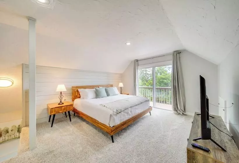 Tree Lined Hayden Home W/ Hot Tub & Lake Views!