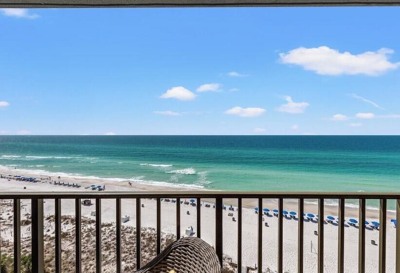 Beachfront Breeze By Avantstay Beachfront Condo