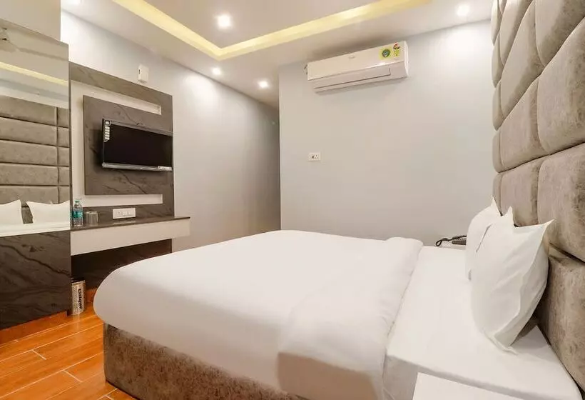 Fabhotel Prime Av Royale