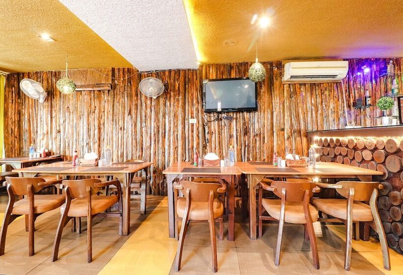 Fabhotel Prime Av Royale