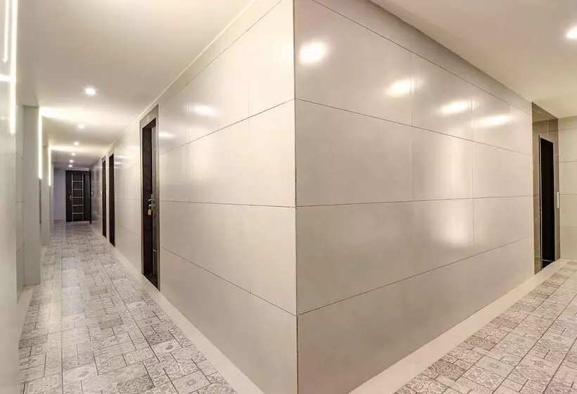 Fabhotel Prime Av Royale