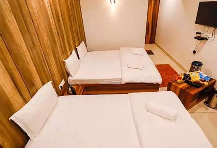 Fabhotel Prime Midtown